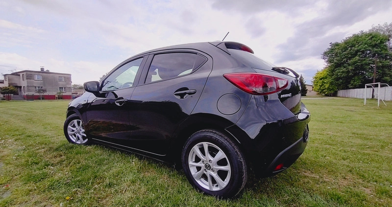 Mazda 2 cena 37900 przebieg: 170000, rok produkcji 2015 z Sędziszów małe 781